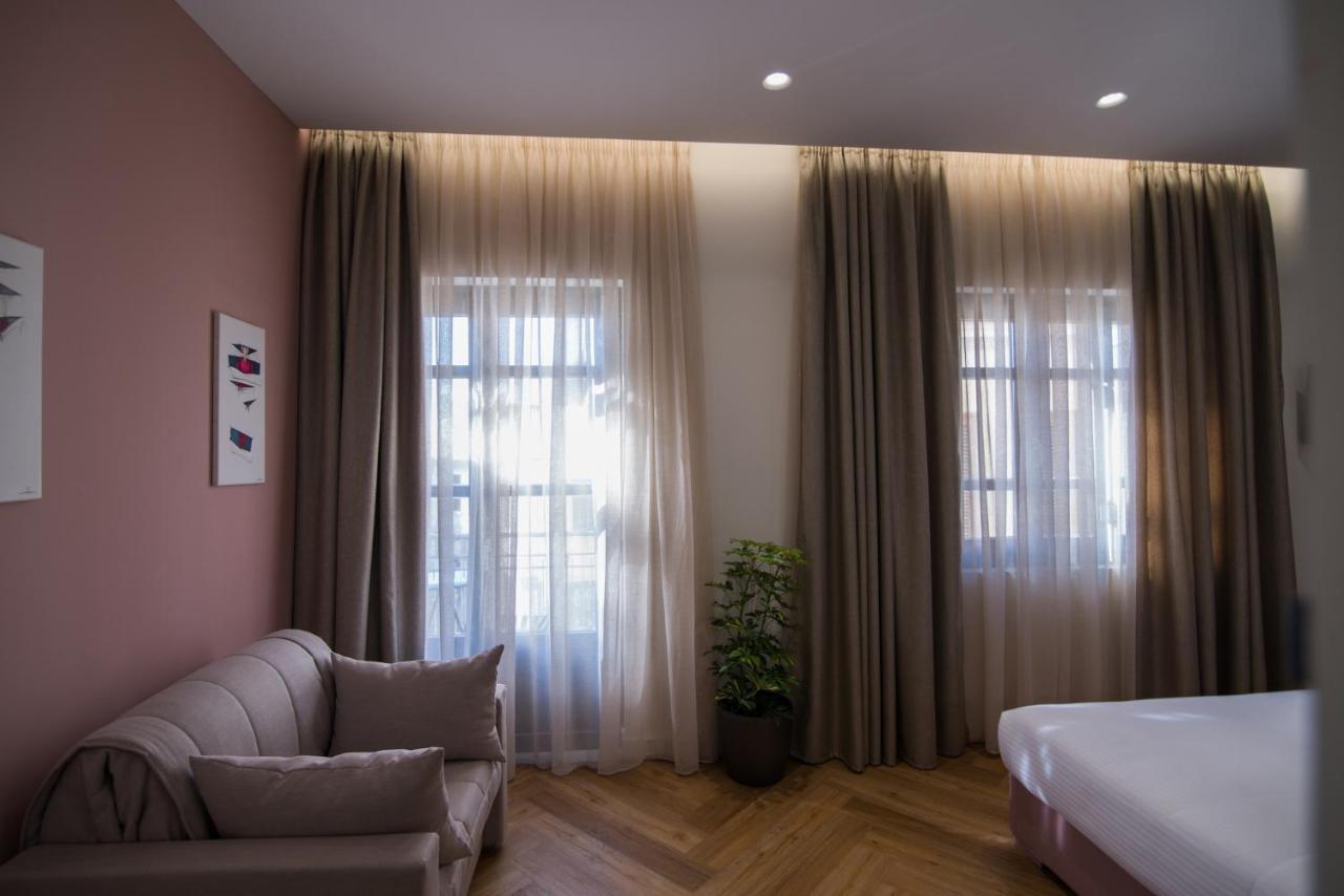 Ederlezi Zoubourlou Aparthotel Athens Exterior photo
