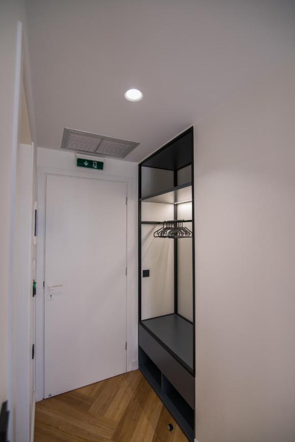 Ederlezi Zoubourlou Aparthotel Athens Exterior photo
